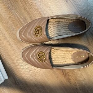 Gucci Women's Tan Espadrille Flats